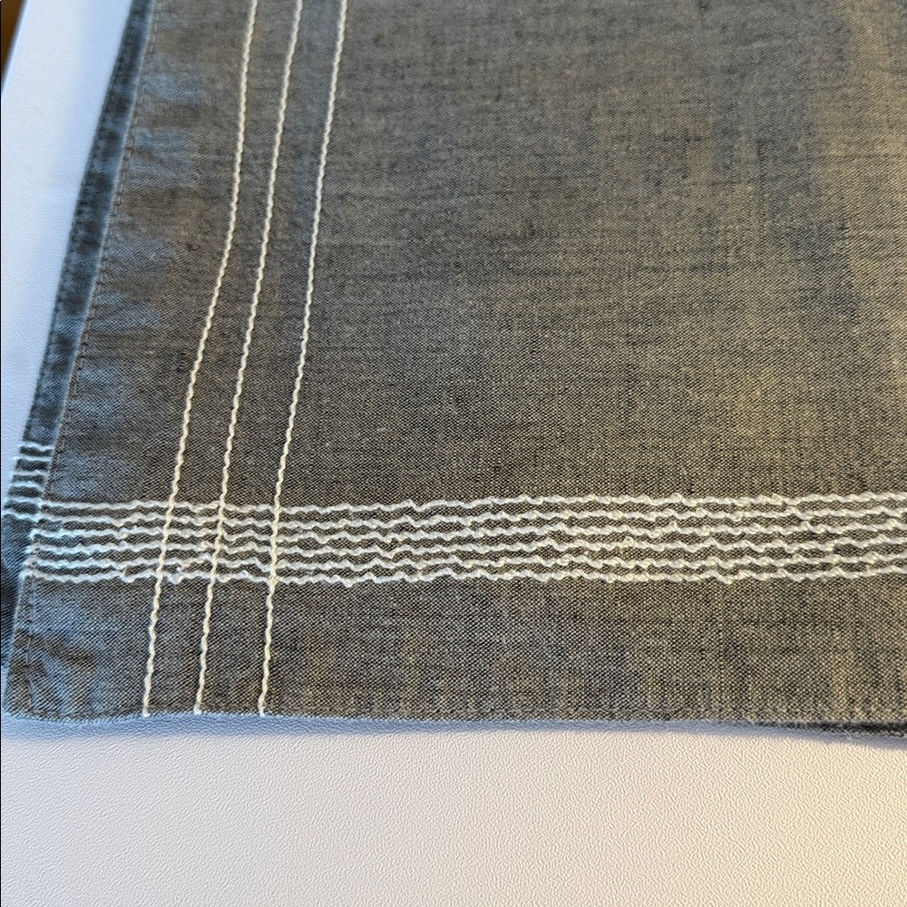 Coyuchi Gray Table Placemat with White Stitching - Picture 3 of 7